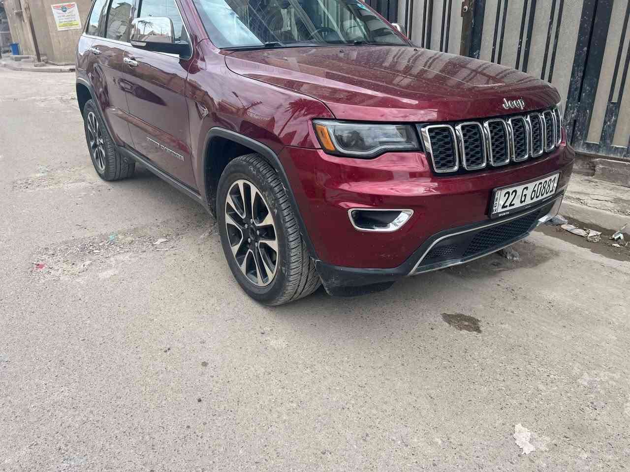 سلام عليكم من رخصت الادمن المحترم 
جيب للبيع فقط سيارة خليجي مديل ١٨ 
فول لمدد تحويل مباشر مكان سياره بغداد شعب 
صبغ واضح بل سونر سياره جاهزه من كلشي 
السعر 215 
***********
