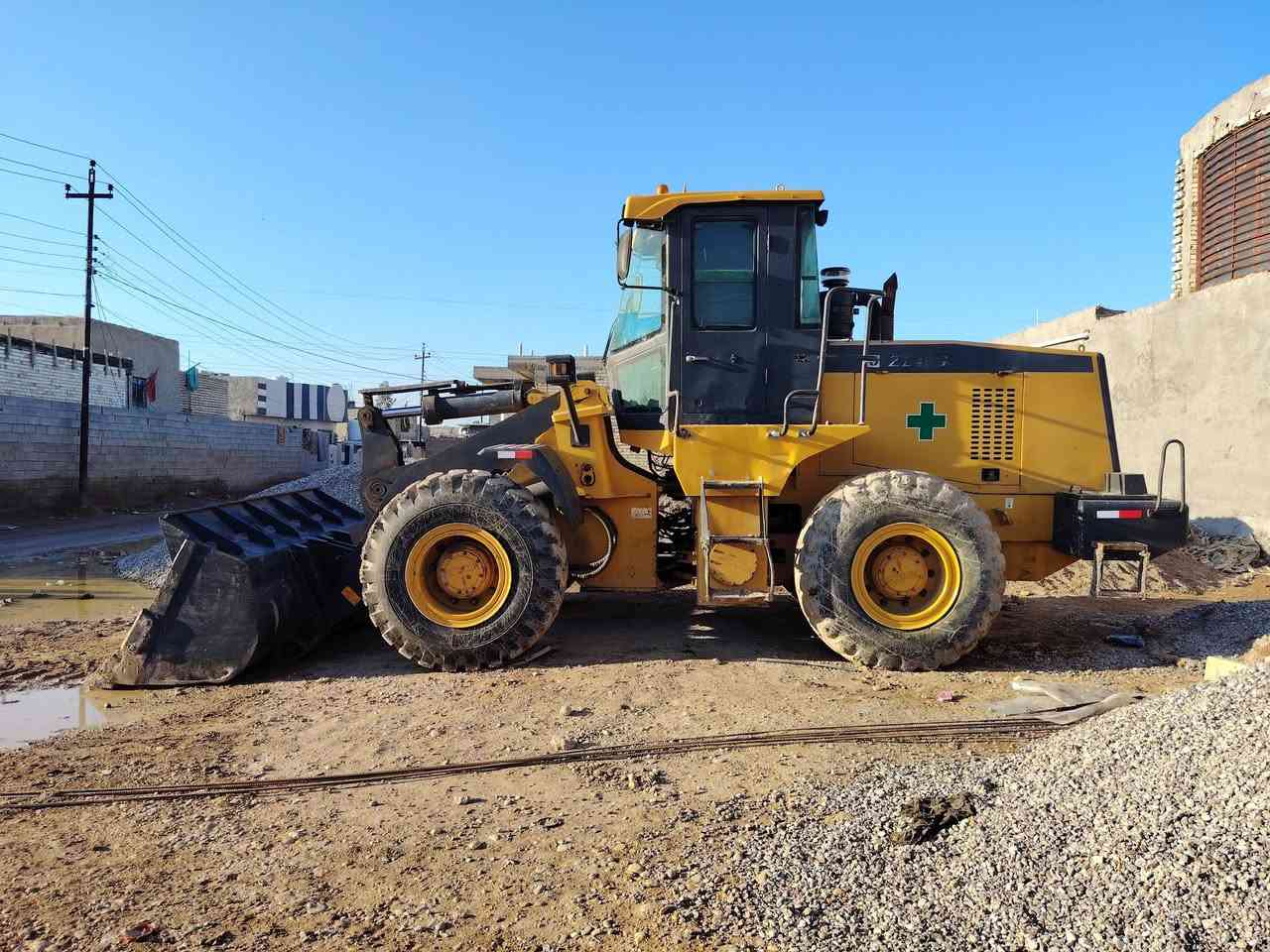 السلام عليكم شفل للبيع ZLحجم 40موديل ٢٠١٣ رقم بغداد مشروع وطني سنويه لل ٢٨تحويل مباشر تخم تاير محرك لاصرف ولابخار كير جديد بريك جديد مكينه جاهزه من كل النواحي كبل للشغل مكان بغداد النهروان السعر (280)وبيه مجال للستفسار (***********)(***********)
