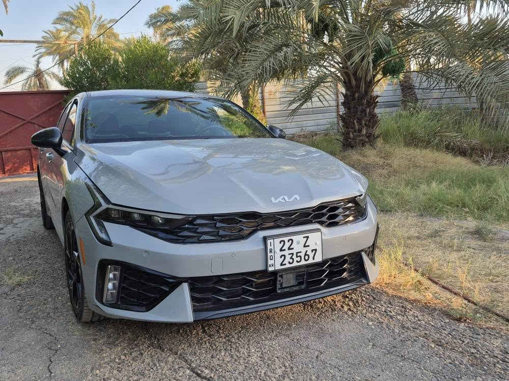السلام عليكم 
كيا K5  2025
مكينة 2500 المرغوب
ماشية 16 الف 
مواصفات Gt line الشكل الجديد 
لون سمنتي 
فول عده الفتحة 
بصمة ابواب وصندوق 
تشغيل عن بعد 
كشنات جلد 
كشن كهرباء 
تدفئة كشنات 
فول رادارات 
شحن لاسلكي 
مرقمة وجاهزة سنوية بأسمي تحويل 
ضرر سطحي خفيف بدون دواخل 
السيارة بيها بنيد صبغ ونص قبق جنطة 
شرط راديترات وغاز تبريد ومي شركة 
لغد شاصي كفالة 
ايرباكاتها سليمة 
السعر 200 وبيها مجال 
*********** 
*********** بغداد, العراق
