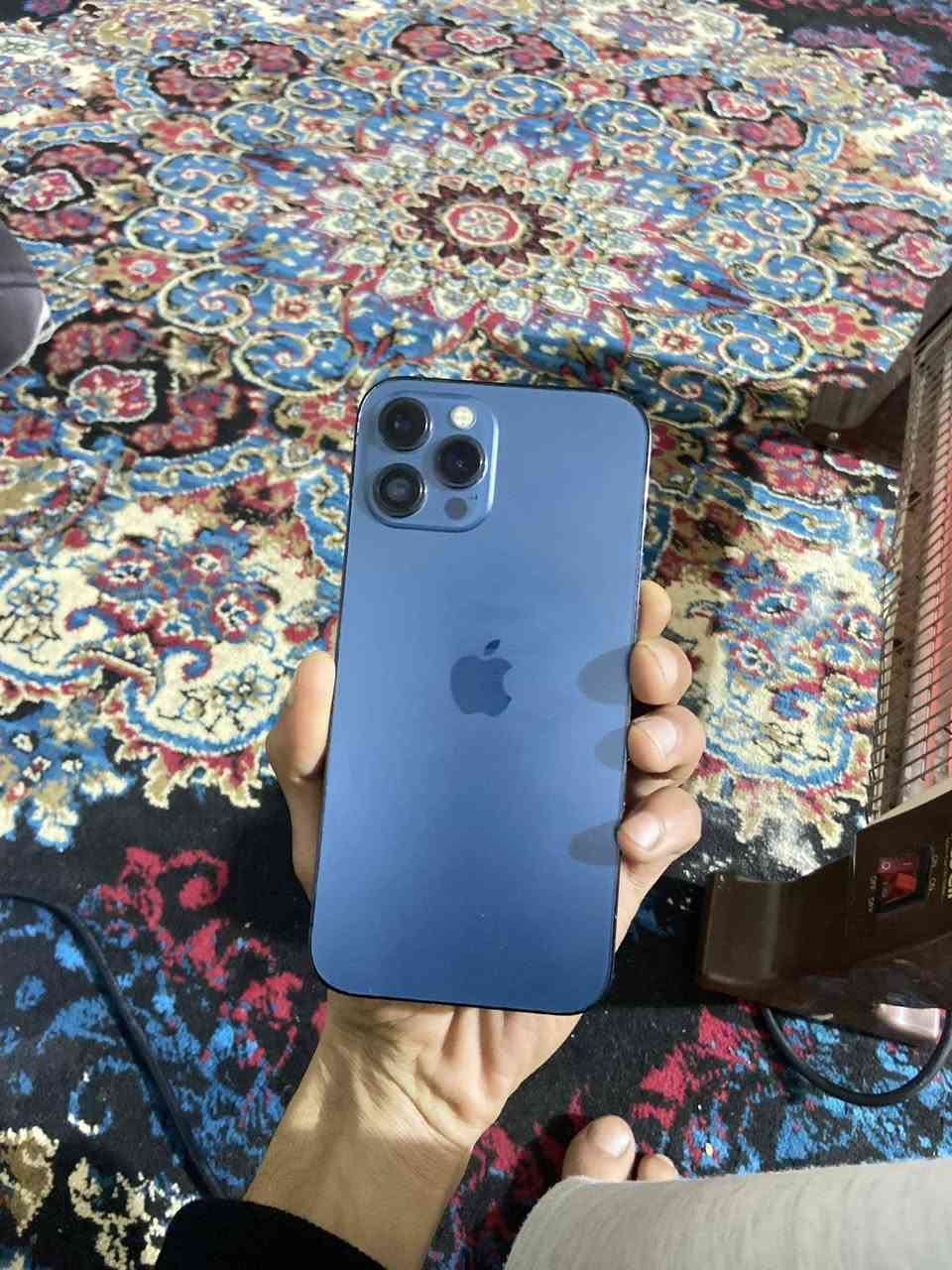 السلام عليكم ايفون ١٢ برو ماكس الجهاز مبدل بطاريه ١٠٠ وشاشه اصليه  للمراوس بايفون اكس ماكس او ١١ برو ماكس متوفر واتساب ***********  العنوان تكريت قضاء العلم
