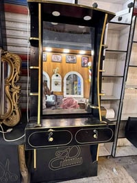 ميز • طاولة • ميز نظيف • ميز للبيع • اثاث بغداد