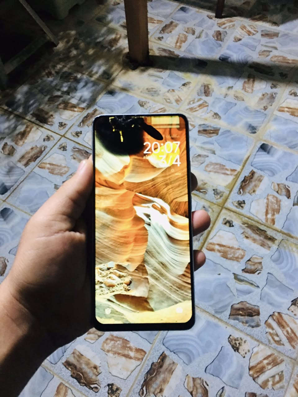 السلام عليكم
بوكو x6 pro 5g
ذاكرة 512
الكارتونة موجودة 
بي كسر بالشاشة موضح بالصورة
السعر185 وبي مجال
للأستفسار الاتصال على الرقم 
***********
