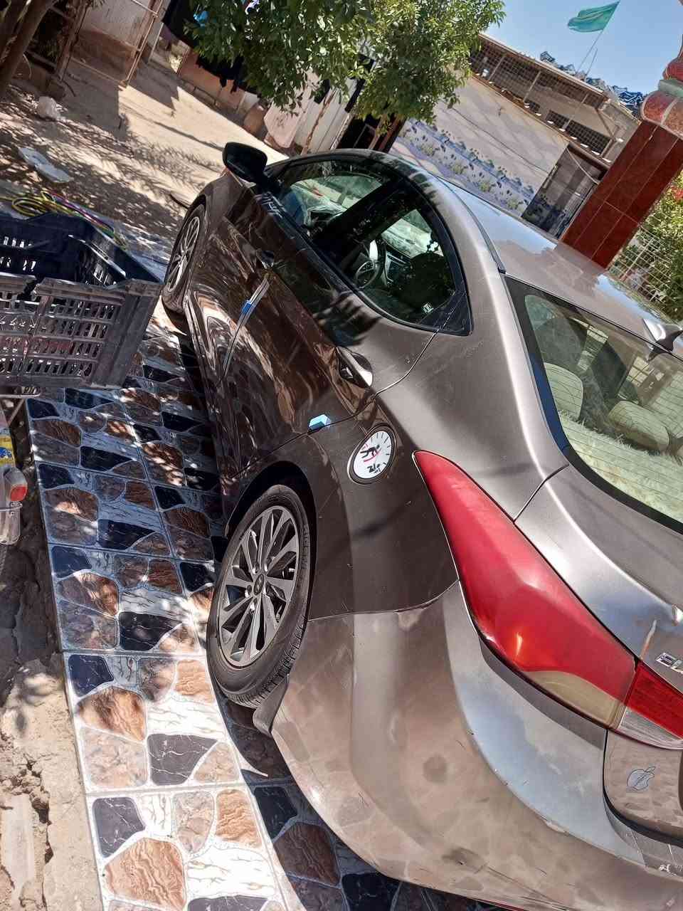 النترا بغداد ٢٠١٢ امريكي  بيه صبغ بالصفاح بدون حادث فول مواصفات 
السعر ٩٥ 
***********
