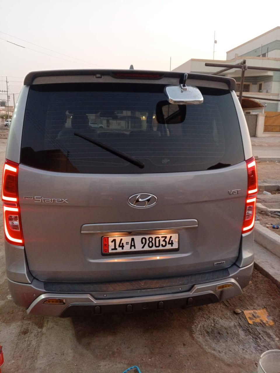 السلام عليكم ستاركس 2019 مرمزه 2022 سياره فول مواصفات السعر 290 رقم الهاتف***********
