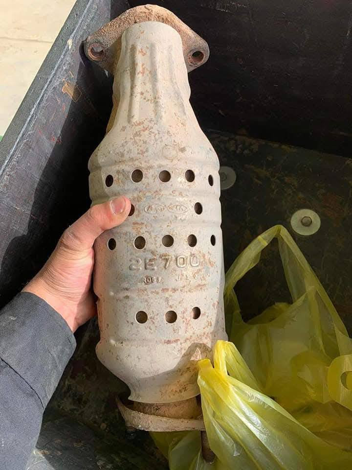 بيع وشراء جميع انواع الصالنصات والحجر البيئه لكافه انواع السيارات الوارد الامريكي والياباني الماني والخليجي والسيارات الكبار متواجدين في كل انحاء العراق  بيع صالنصات ودكشنات لجميع السيارات وشراء الحجر البيئه المستخدم للتواصل معنا عبر الرقم الاتي
 واتساب
 ***********
          ***********
