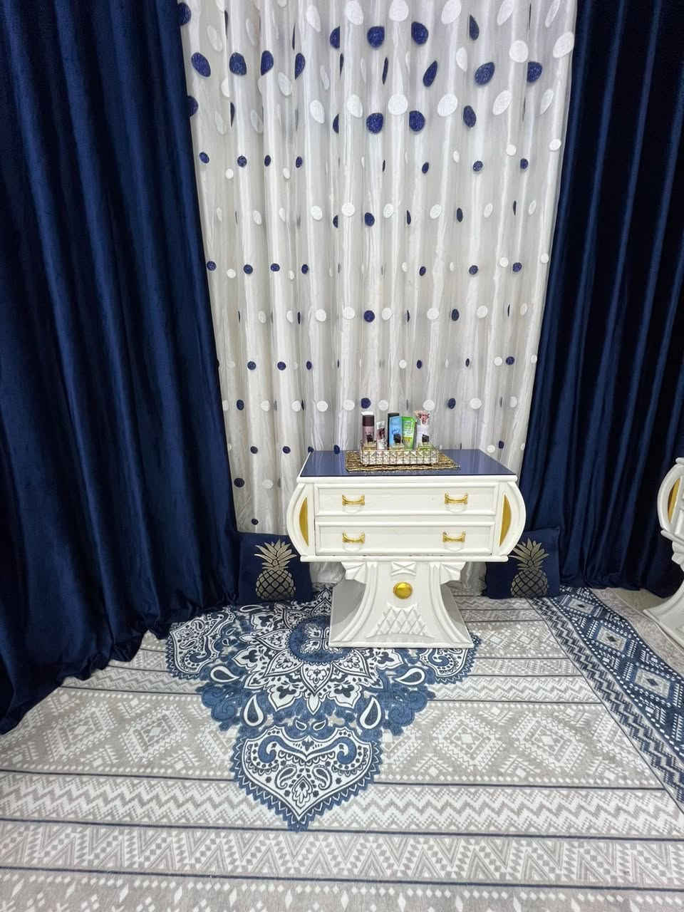 غرفه نجاره تركي باب اول جديده اي ضرر مابيها نضيفه كلش يمكم الصور الشراي يدخل خاص سعر ٢ وربع


**إذا كنت صاحب هذا الإعلان وتريد حذفه لأي سبب، رجاءا أرسل رسالة إلى الدعم الفني**