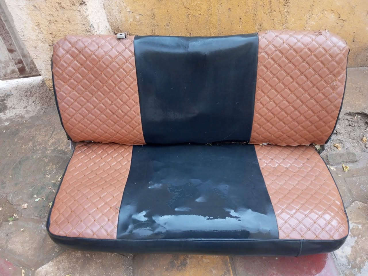 السلام عليكم للبيع اغراض تفصيخ بهبهان الاتصال ***********/***********يوجد خدمه توصيل مع جزيل الشكر والاحترام
