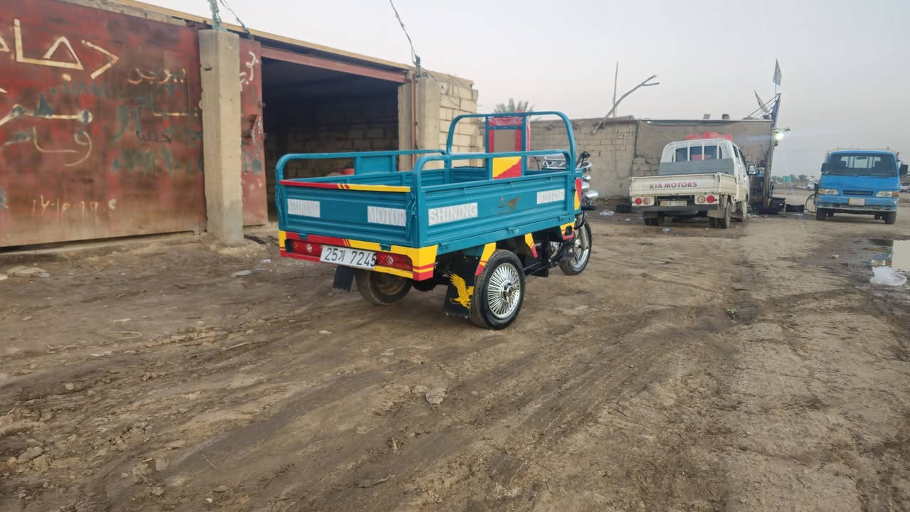 السلام عليكم ستوته للبيع موديل 18 ستوته كفاله عامه اوراق صولي كهربائيات كلها كهربائيات شغاله ستوته جاهزه وبرغي مكان بابل الشوملي السعر مليون و350 وبيها مجال بسيط للشراي رقمي ***********/محرك 18 البلادي هسه توته حلوه مصبوغه حراري للجماليه
