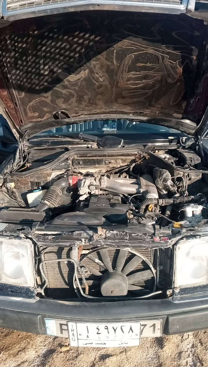 سلام عليكم من رخصة اكروب المارسدس سياره للبيع مارسدس قواعدسليمه تبريدحداديه من الدعاميه للدعاميه بيه طخه بجاملغ الخلفي الايسر سياره جاهزه موديل 1991تحويل ثاني يوم الاستفسارعلى الرقم ***********
