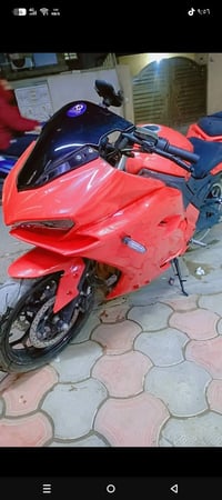 موتوسيكل • بدون تفاصيل