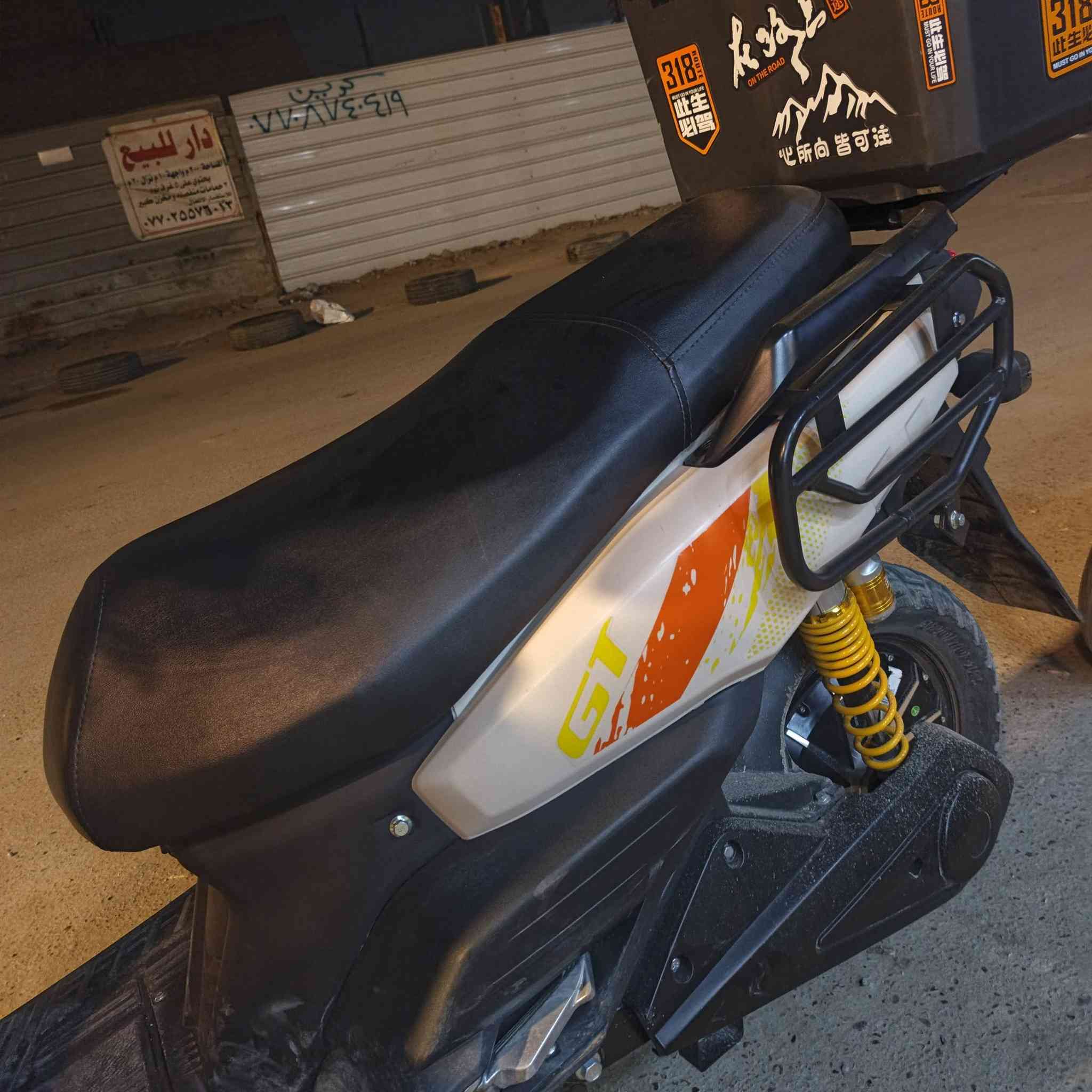 دراجة شحن نوع اباجي الدراجة ملف 3000W  بطاريات كبار6 الدراجة أمانة الله صارلهة سبوع من أخذتها الدراجة من البيت للمحل والمحل برأس الشارع يعني زيرو الدراجة نضيفة من حيث الكفرات والبطاريات والملف والعقل وجميع الدراجة شغالة مكانها بغداد الكريعات قرب جامع ابي تراب للاستفسار*********** السعر1375 وبيها مجال اني ماخذها ب 1475 وأيضا ثلاث طرائق تشغيل بصمة سويج كارت NFC
