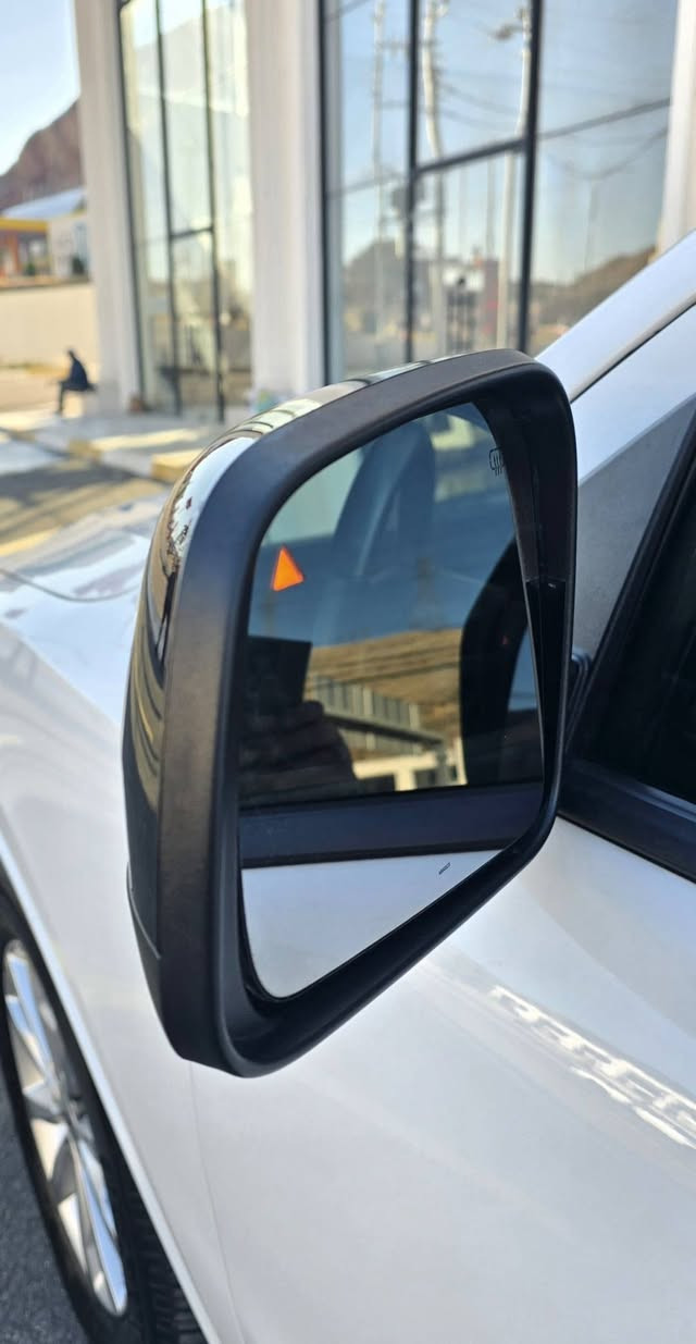 دوج دورنكو DODGE DURANGO 
الموديل : 2023 ( وارد أمريكي )
رقم دهوك بأسمي 
العداد : 50mile فقط
قطعتين بخ وقطعتين تبديل شركة ( حادث جانبي )
المحرك : 3.6L V6 
السعر  : 280 وبيها مجال 
مكان السيارة : دهوك 
***********
***********
اتصال أو واتساب
