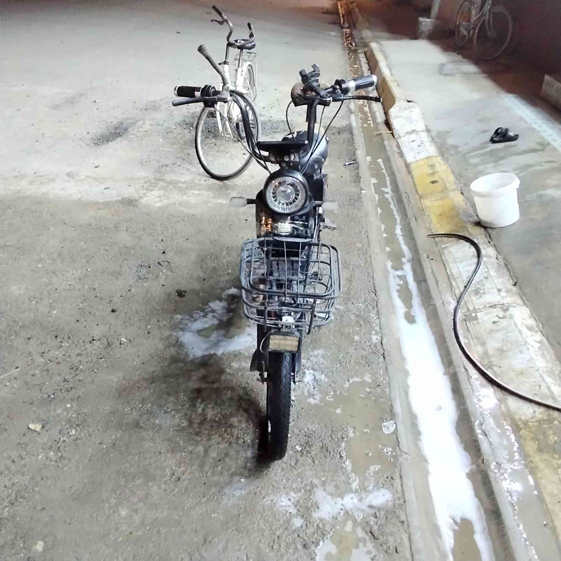 بايسكل شحن للبيع اي نقص مابي بطاريات جدد تايرات جدد امامي جوب خلفي جوبلس سعر 190 وبي مجال


**إذا كنت صاحب هذا الإعلان وتريد حذفه لأي سبب، رجاءا أرسل رسالة إلى الدعم الفني**