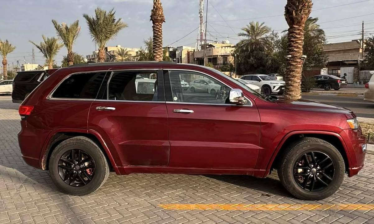 جيب جراند شيروكي لمدد موديل 19
وارد امريكي حادثها خلفي جاملغ وجنطه موجودات صور الحادث ايرباك ساليم بيها صبغ مقدار 5 قطع ابيع احزام ماشيه 118كيلومتر السياره فول مواصفات بدون فتحه محرك 6 سلنتدر السياره رقمها بغداد باسمي موجوده بغداد السعر 175$


**إذا كنت صاحب هذا الإعلان وتريد حذفه لأي سبب، رجاءا أرسل رسالة إلى الدعم الفني**