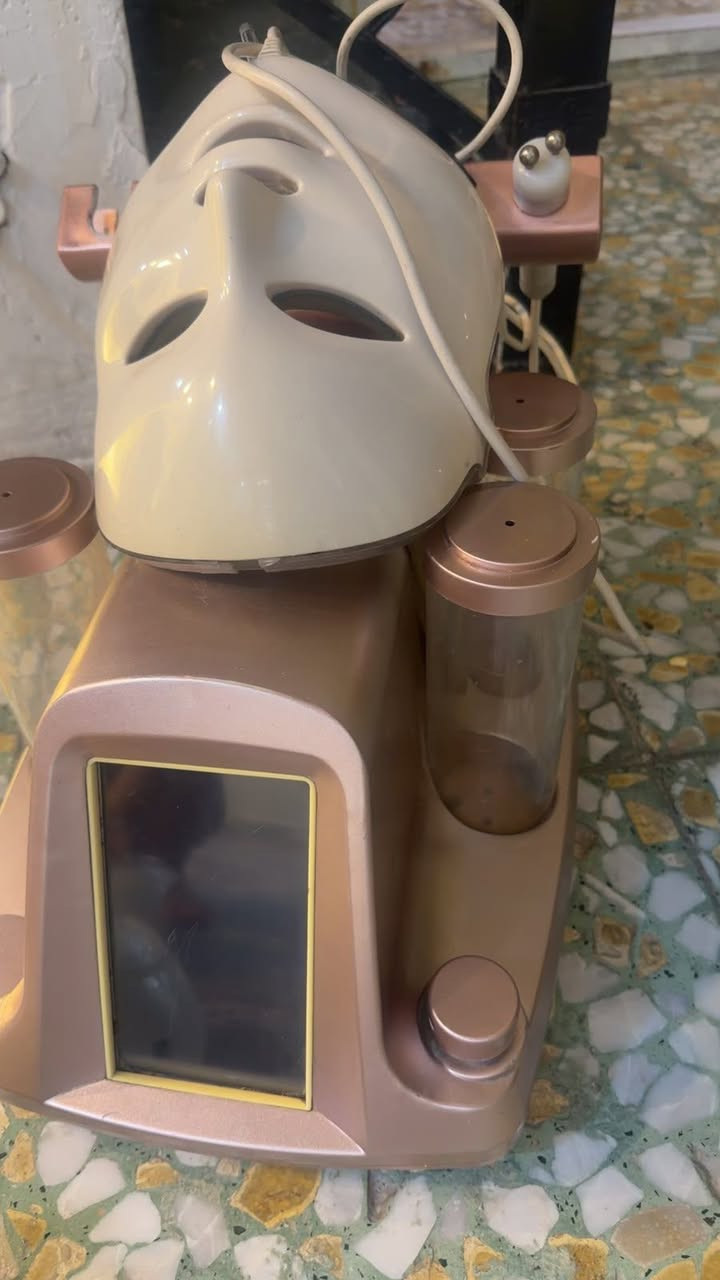 ٠ بي مجال كرسي أطفال ٢٥ بي مجال هيدر افيشيال ٦٠ بي مجال جهاز بخار ١٥ الف بي مجال عربانه أطفال المانيه اصليه ٥٠ الف شسوار اصلي ب ١٥ الف بي مجال برم كساره كاويه ١٥ الف وبيه مجال فرشات ٥٠ الف رقم الهاتف+***********
