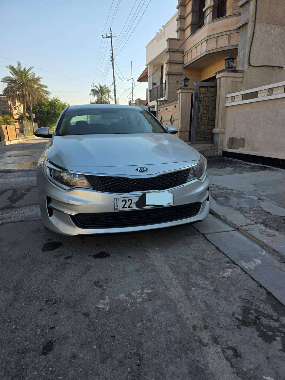 سلام عليكم كيا اوبتما وارد امريكي موديل ٢٠١٨
ماشية ١٢١ فقط حادث امريكا نص الجاملغ الخلفي مصبوغ بدون بارد وبدون طخات فقط حالوب حيل خفيف ومامبين  السيارة حيل نظيفة محرك ٢٤٠٠ بلادي مامفتوح كير بلادي تبريد وتدفئة شغالات السيارة جاهزة بدون نواقص موااصفات رادارات بلمري وشاشة جبيرة كاربلاي رقم اربيل شرط التحويل مكان السيارة بغداد مجمع بسماية السعر ١٤٢ *********** وتساب‏‪***********‬‏اتصال
