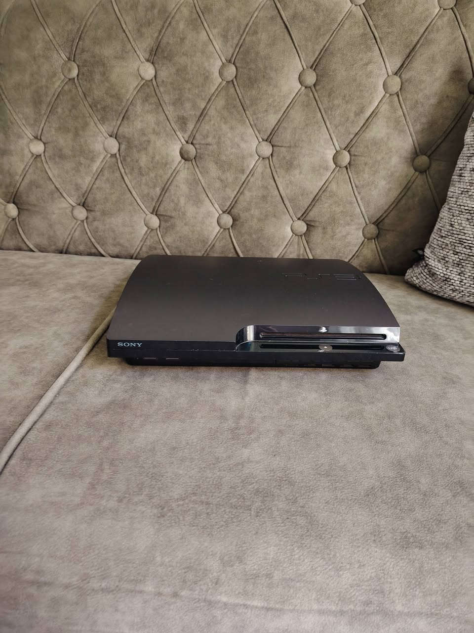 سوني 3 للبيع
سوني 3 للبيع او معارض
حيل نضيف 
4 جوستكات
العاب كثيره
السعر 150 بي مجال للطيبين
حي الفلاح الثانيه
***********
