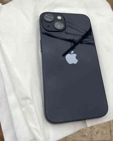 ايفون 13 عادي
جديد استخدام شهر واحد جهاز نضيف شخط مابيه لاسق حمايه شاشه من اول ما نفتح من كارتون خليته بعده داخل ضمان سنه كامله بطاريه ١٠٠ استخدام شهر  و بل يوم مره او مرتين اشحنه مو اكثر ذاكره ١٢٨ وياه شاحنه اصليه بيه ضمان سنه كامله و كارت ضمان شاحنه موجود بعدله ١١ شهر و يخلص ضمان شاحنه كارتون موجود سعره ٥٥٠ مكان نجف 
***********
واتساب او اتصال
