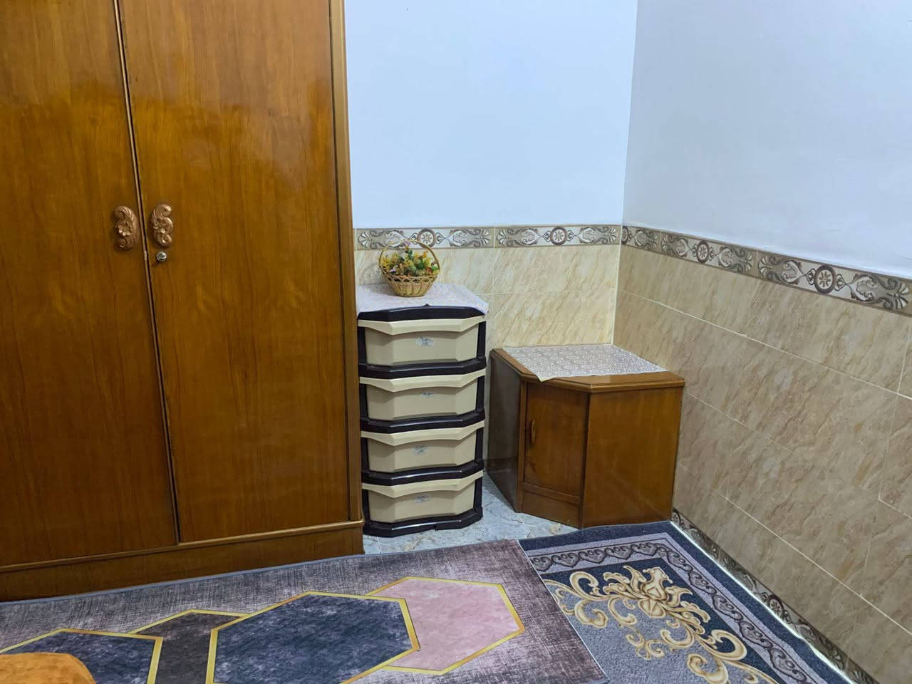 السلام عليكم غرفه تسكام صاج العنوان الكفل منطقه المراديه الجدوع السعر 650 الاتصال ع الرقم مكلف بالنشر صاحب الغرفه ***********
