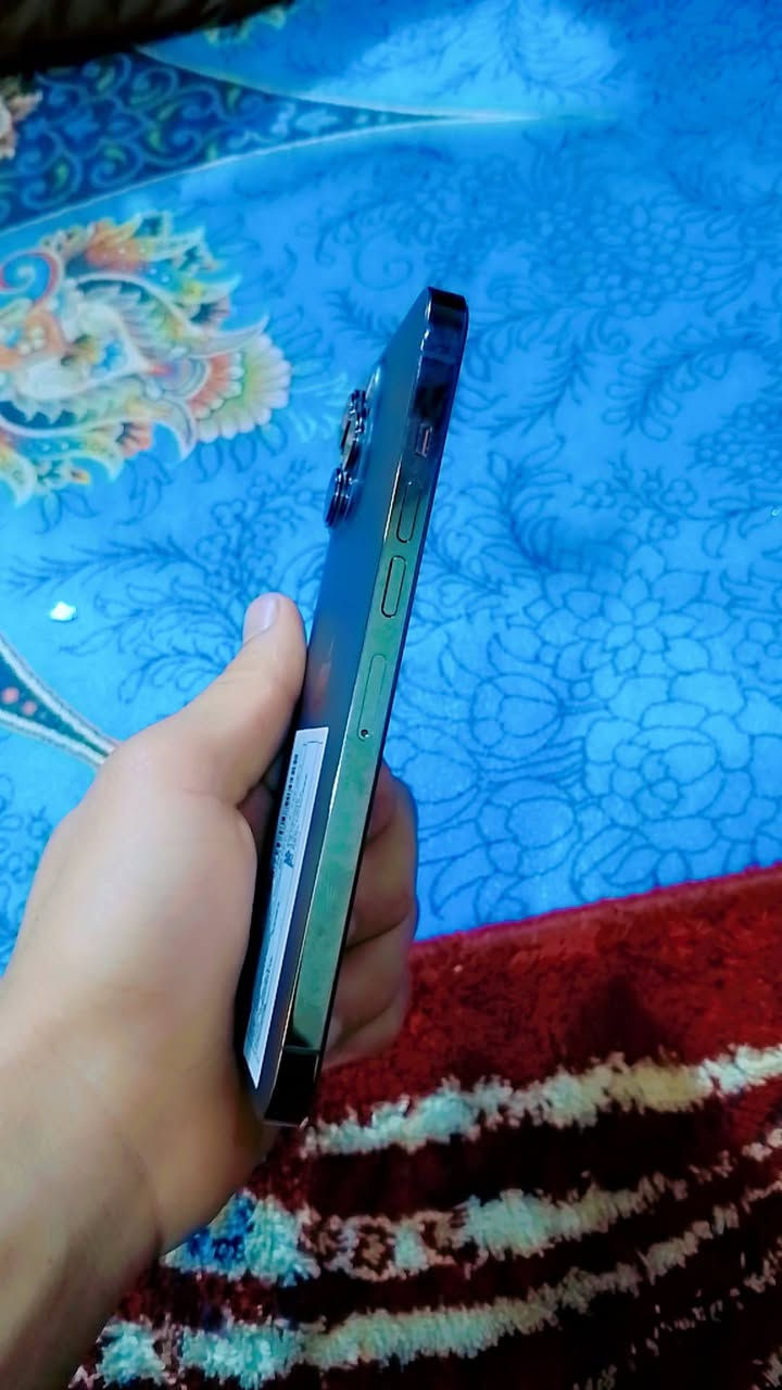 سلام عليكم 13بروماكس البيع جهاز كفاله عامه البطارية 87  ***********السعر خاص
