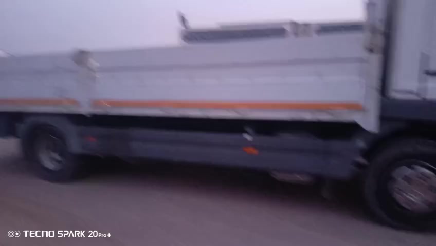 بدي للبيع طول ٦وربع الاتصال على الرقم ***********
