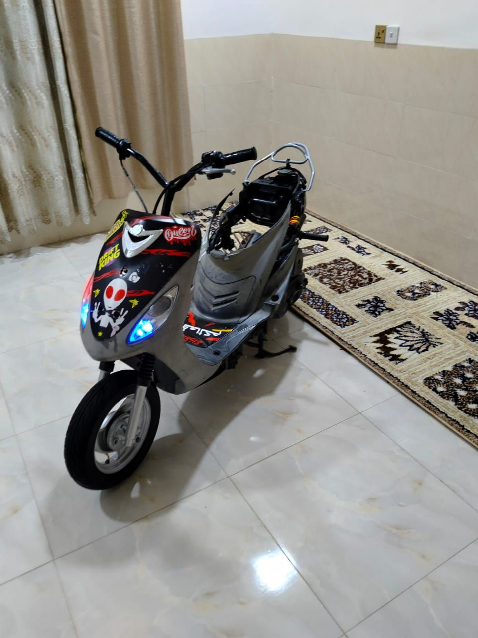 سلام عليكم شباب دراجه للبيع فول نضافه بوشه 49 بلاد ما ملعوب بيها دراجه نضيفه مرتبه وحلوه مكاني كربلاء طويريج هاذه رقمي، *********** ما متواجد عل فيس
