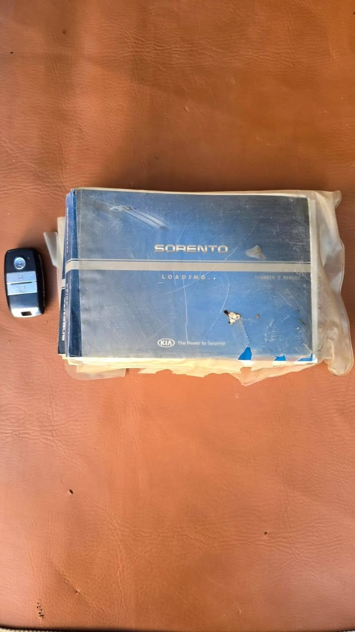 سلام عليكم سورنتو 14خليجي كويتي فول 1عله 1 السياره مكفوله كفاله عامه الموصفات سته  سلندر محرك كير مكفوله كشنات جلد قرميدي بصمتين زراك جرس 120علامه سورنتو بل دوسات كامرة حساسات امامي وخلفي كشنات كهرباء بعد بيه موصفات السعر 180بيه مجال قليل مكان بغداد جكوك ***********
