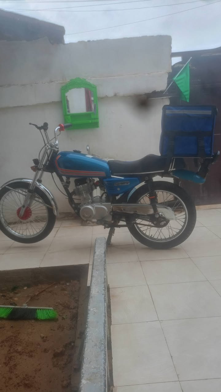 دراجة ايراني حربي للبيع تعمير 25مكينه انتنس السعر 500وبيه مجال بسيط مكاني بغداد بوب الشام ***********
