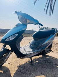 ماكس منغولي دراجة شغالة بس متروكة يرادلها شوية ترتيبات  السعر 175  وبي...