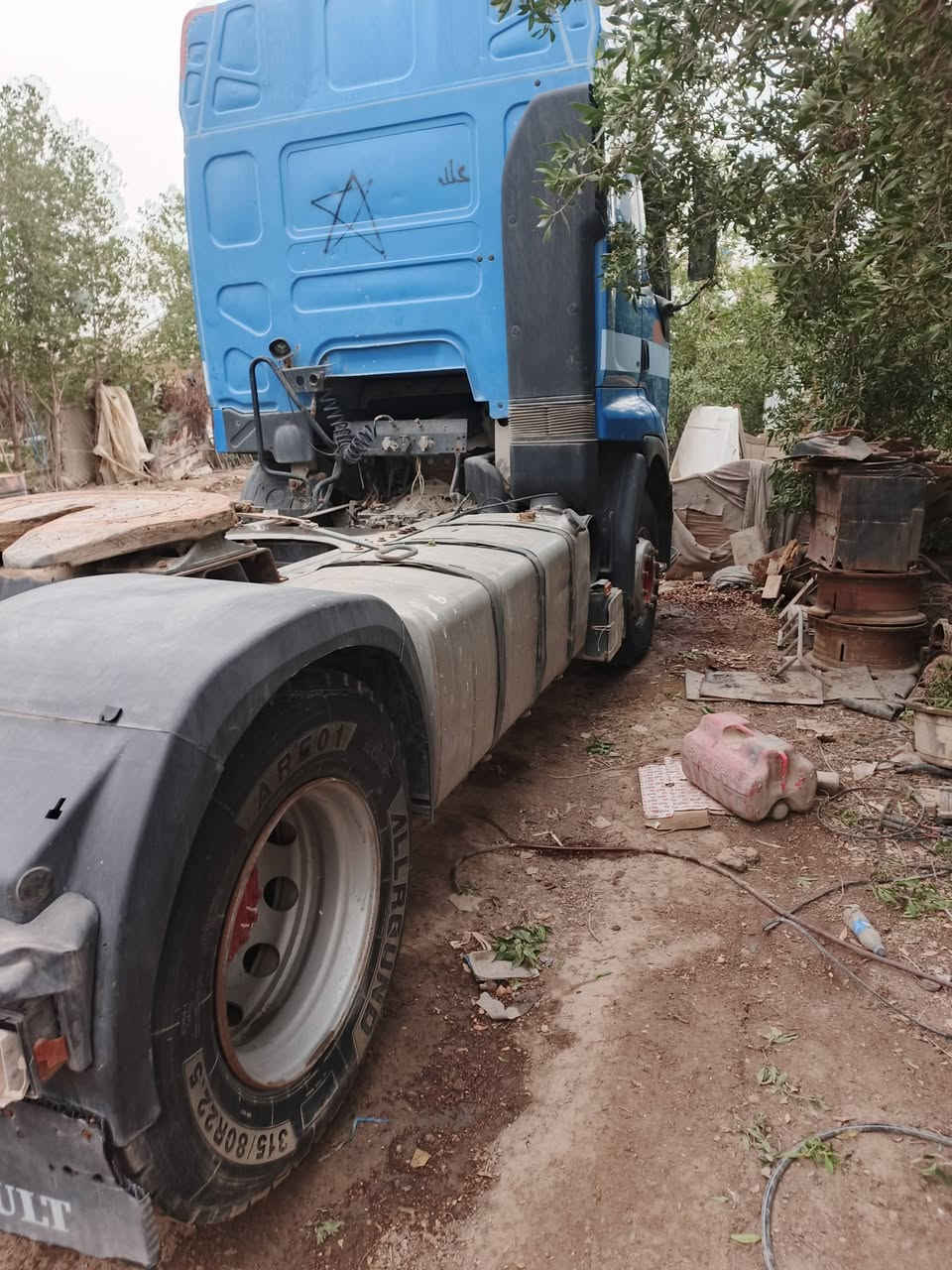 للبيع رينو موديل 2002 رقم اربيل
سنويه صهريج محرك بم ونوزل 
نقص بم گاز 
((السعر 40 ورقة )) العنوان الديوانية 
الرفم:  ***********
