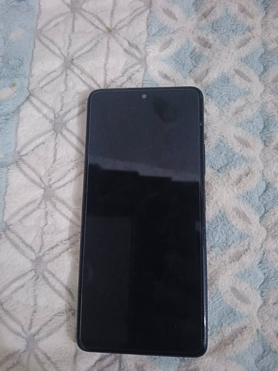 ريدمي نوت 10 برو  محدث الى اخر اصدار
معالج snapdragon 720g
كامرات عدد 4 بدقة 108 ميجا بكسل
ذاكرة 128 وعشوائية 6 
ببجي 60 فريم 
صوت ستيرو صوت عالي جدآ
بطارية 5020 ملي امبير تدعم الشحن السريع 33 واط


**إذا كنت صاحب هذا الإعلان وتريد حذفه لأي سبب، رجاءا أرسل رسالة إلى الدعم الفني**