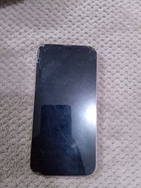 ايفون 13 برو ماكس • بطارية ٨٠ • ضرر شاشة