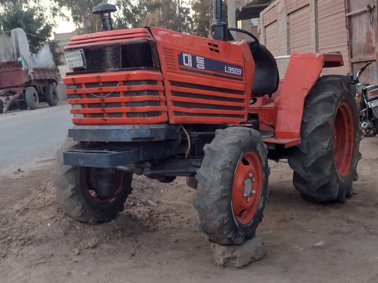 جرار 35 حصان ٠١٠٩٣٤٠٧٢٥٧


**إذا كنت صاحب هذا الإعلان وتريد حذفه لأي سبب، رجاءا أرسل رسالة إلى الدعم الفني**