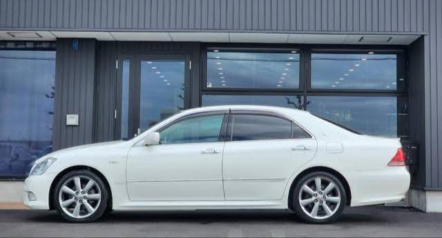 شاهینە بچووک بە گەورە 2007 عەیار24
1)مووس سڵاید
بڕاوە سڵاید(2 
بڕاوە بێ سڵاید(3
شتنی سفر و نەبینراو
مواسەفات ساج سوور سێ دوگمەن
*********** ڤایبەر و واتسئاپ
