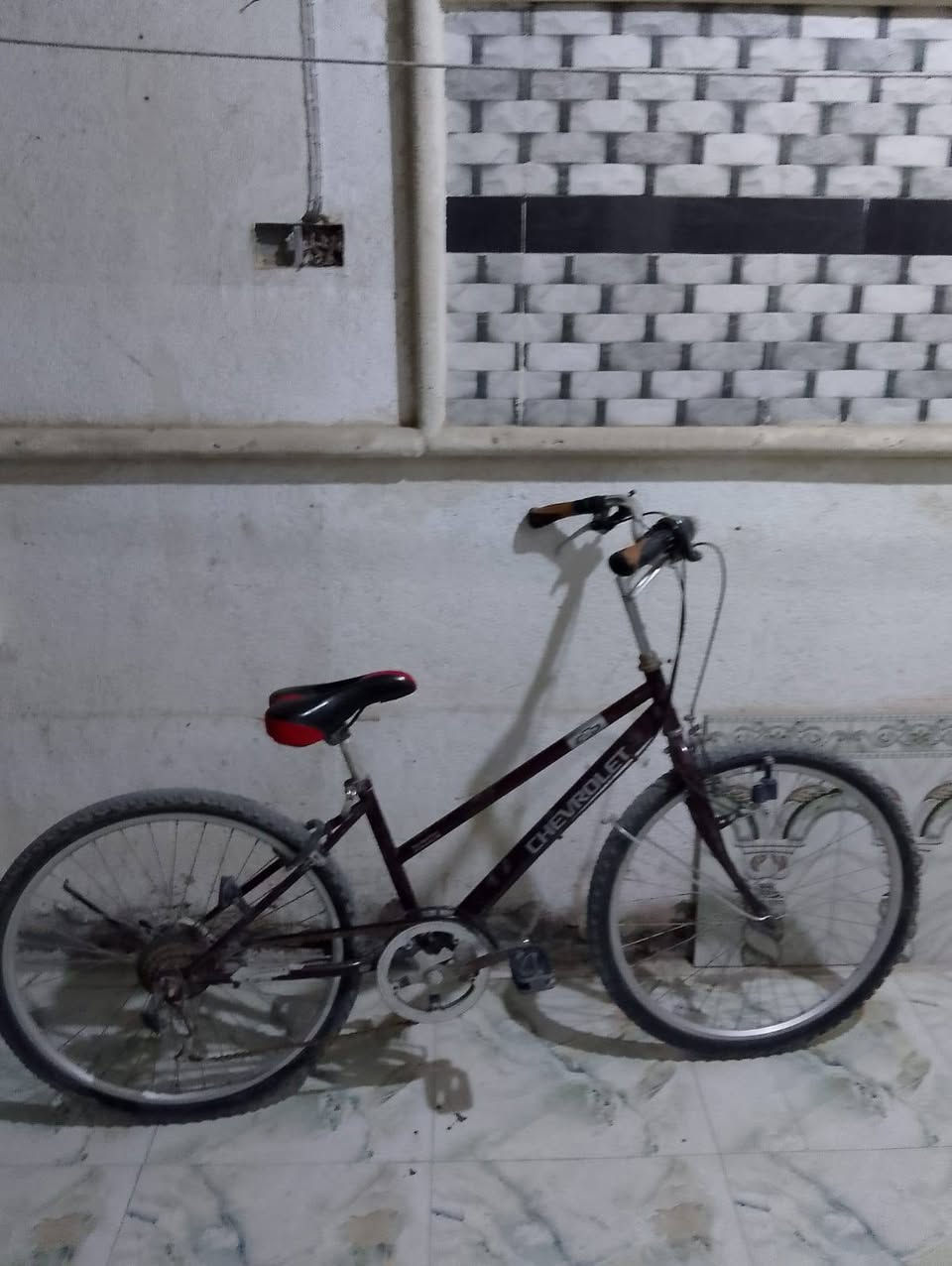 🚲 باسكلات حجم 26✅ بحالة جيدة 💰 السعر: 100 للواحد 📌 بي مجال بسيط بالسعر للجادين


**إذا كنت صاحب هذا الإعلان وتريد حذفه لأي سبب، رجاءا أرسل رسالة إلى الدعم الفني**