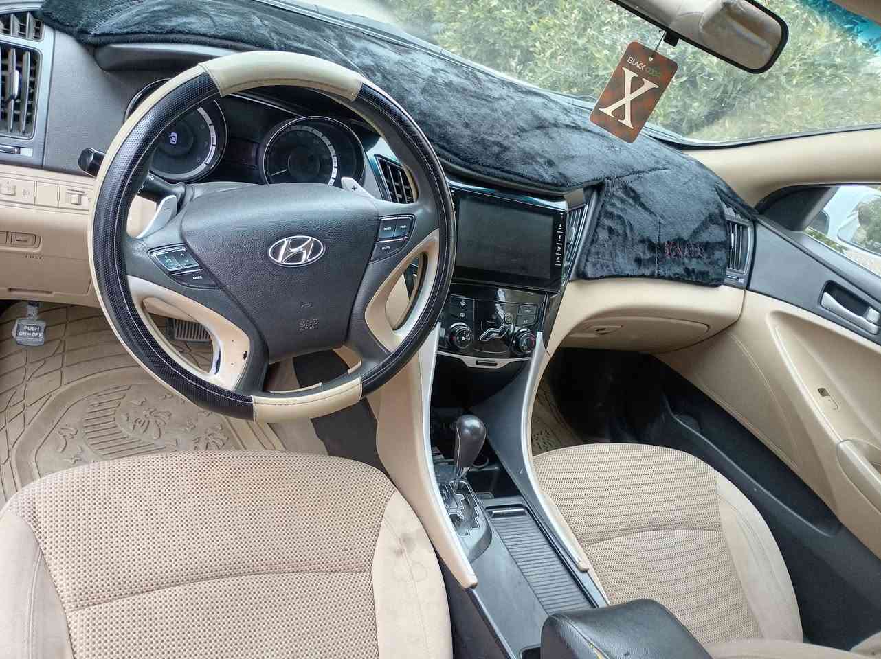 سوناتا 2012 أربيل دولي باسمي هزة جديدة خليجي  محرك 2400 تبريد قطعتين حساسات اشاير بلمري نص فول سيارة مكفولة كير محرك صدر تبريد دعم وضرب ودواخل وارباكات صبغ محدد بلبنيد فقط سعر 118 وبيه مجال *********** ترهم مراوس او بيع
