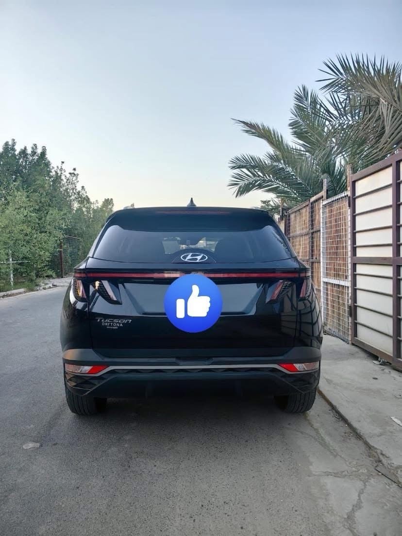 السلام عليكم

توسان موديل ٢٠٢٣ رقم بغداد الجديد محرك ٢٤٠٠ وارد امريكي 

السياره فول عدا الفتحه

  بصمه. وكشنات تدفئة. 

 ورادار. كروس سرعه. قياده ذاتيه. تحديد مسار. 

كامرا خلفيه. اشاير بالمري. 

وصندوك كهربائي. هاند بريك دكمه. شاشه

وبعد هواي مواصفات

 وحادثها بسيط كلش وموجوده صورت الحادث السياره اخت الجديده استخدام شخصي بعدها بريحة الشركة 

 تحويل ثاني يوم بأسمي السياره

سعر ١٩٠ 
***********