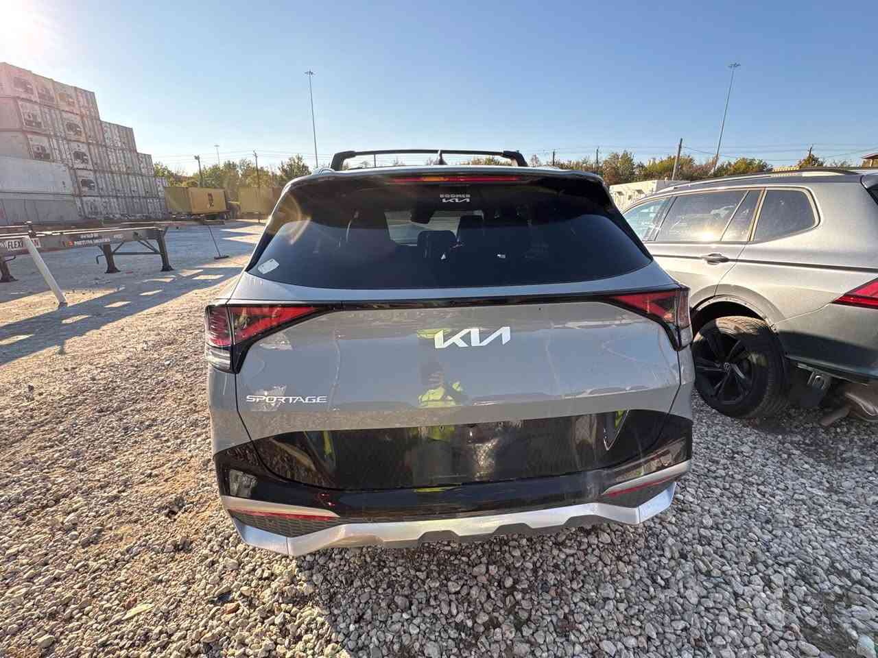 للبيع كيا سبورتج واصله بلاردن ابيع بدون كمرك ترهم شهداء  موديل 24 مواصفات SX السعر 147و بيها مجال بسيط 
رقمي ***********
