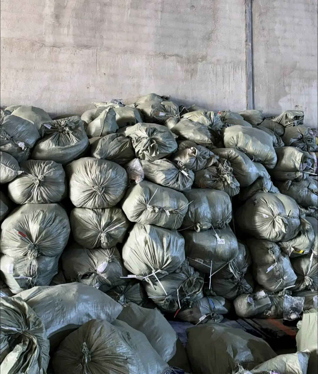 متابعينا متوفر كميات مكس كراتين شلفان بضاعه جديده مكس فئة A تابعونا على صفحتنا في تيك توك بث يومي https://www.tiktok.com/@4xln5?_r=1&_t=ZS-93ltvNYQmTR
العنوان بغداد التاجيات قرب جسر الدوار منطقة اركية 
الاستفسار واتساب / ‭0771 520 0538‬
