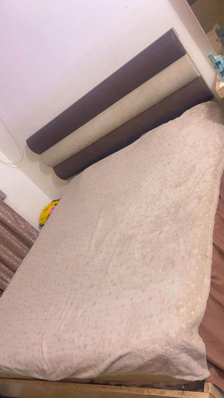 ‎غرفة تركية 5 قطع 
الجرباية صومية خشب عراقي 
قياس الكنتور ٢٦٥*٢٤٥‎ بغداد, العراق


**إذا كنت صاحب هذا الإعلان وتريد حذفه لأي سبب، رجاءا أرسل رسالة إلى الدعم الفني**