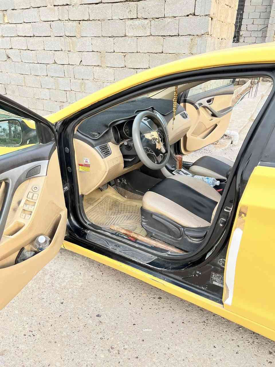 السلام عليكم سياره النترا 2011 صفرا وارد امريكي سياره حلوه وكاعده ضربه جاملغ امامي بدون دواخل علبارد جبنه تنضح بس كير تبريد كشنات جلد تخم تاير كله جاهز سعر 85 وبيه مجال للطيبين  سنويه بأسمي رقم  ‭0782 715 9689‬و ‭0750 689 8550‬
