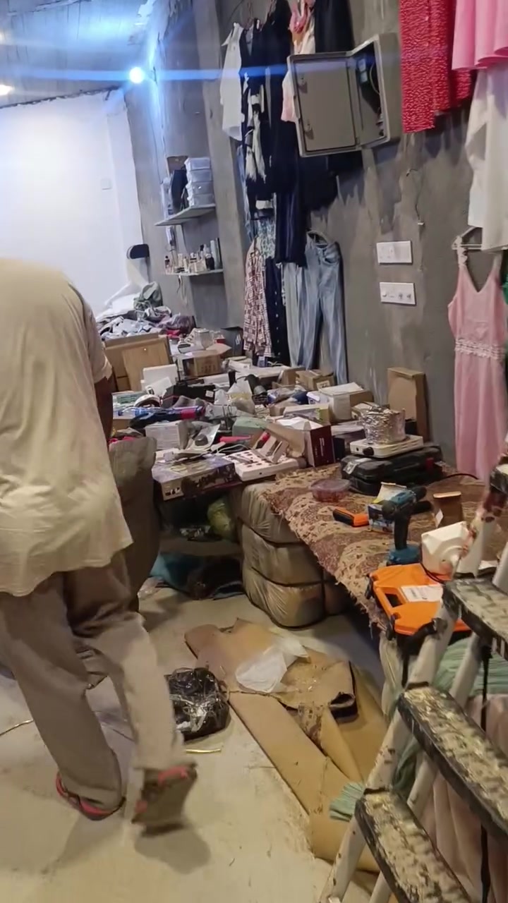 السلام عليكم تم بفضل الله افتتاح مجمع ابو امير للأمازون والبضاعه الاوربيه 
العنوان بابل الحمزه الغربي شارع البطاوي القديم
واتساب‏‪0776 621 9648
