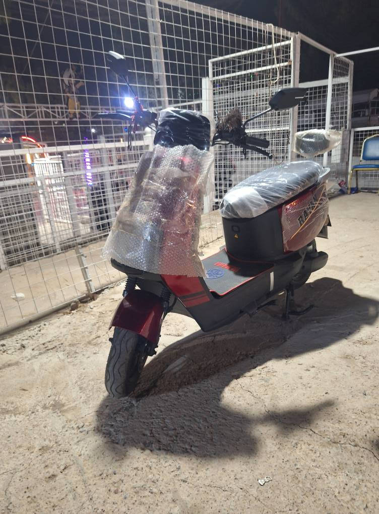 السلام عليكم ماطور شحن نظيف السعر ٩٠٠الف وبي مجال ***********
