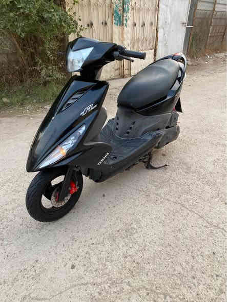 سلام عليكم للبيع دراجه ماكس مضلع حديث نوزل دراجه مال رمبه صارلهة (15)يوم من نازله مكفوله كفاله عامه وجاهزه دراجه ماشيه (10)حقيقي اوراقهة كامله دراجه جديده بمعنى الكلمه سعرهة (900) وبيهة مجال بسيط جدا شراي يتصل على رقم الهاتف (***********)مكاني بغداد الغزالية بغداد
