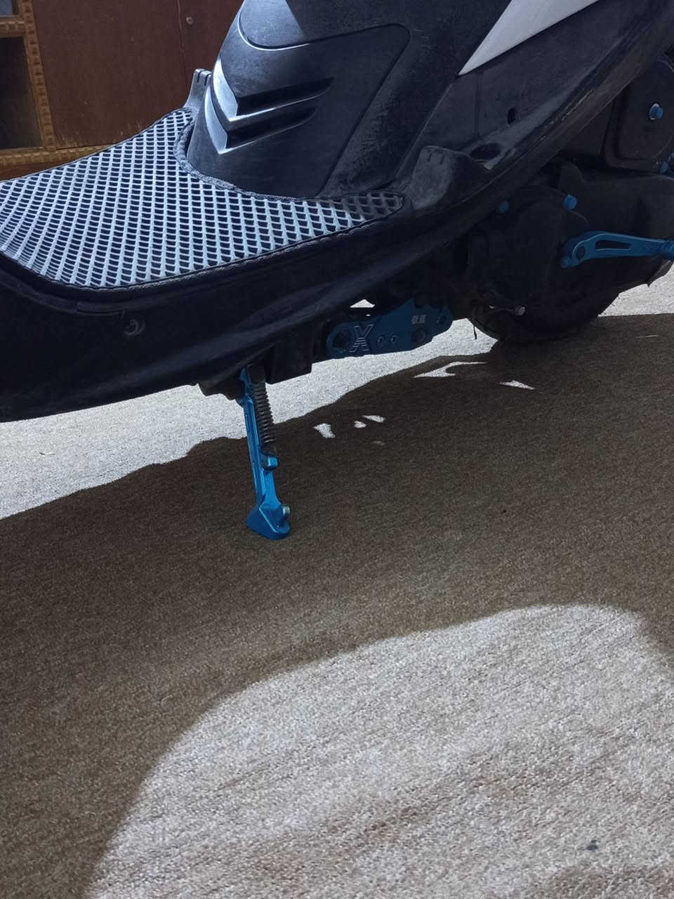 السلام عليكم
من رخصه الادمن طبعاً 

دراجة ماكس عدلة 2005 للبيع 
الدراجة نازله رمبة ختم واحد بس معدل علية 
21 قطعة سمائي مع صدر قزم ويل كب وصالنصة ستيل 
دراجة حلوة ونصبتهة تخبل وكلشي شغال بية من سلف واشاير مازدة عالي ناصي بك لايت كلة شغال دراجة كاملة من الطول للطول شوفت عينكم وبل واقع احلا بعد. والي يدور ماكس كامله يعرف شنو تعني هاي الدراجة وسعرة كلش حلو ومناسب. 
مكلف بل نشر هذا رقم تكدرون تتصلون 
واذا ما عدكم رصيد بي واتساب 👍🏻🤝🏻
***********
