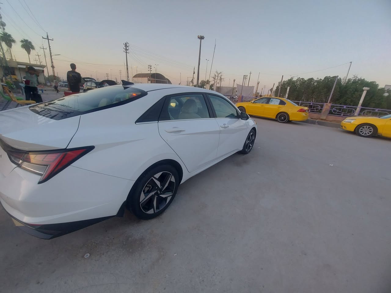 النترا موديل /22/خليجي كفاله عامه تخم تاير +حداديه +گير اومكينه كارتون السياره فول موصفات رقم بغداد السياره جاهزه المكان ذي قار قضاء النصرالسعر /140/بيه مجال قليل السياره شركه/***********///***********
