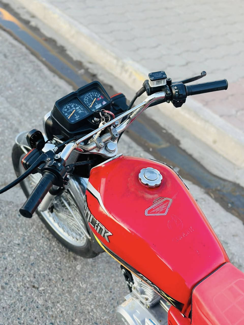 سلام عليكوم ماتور سونلينك ٢٠٢٢ مرقم كركوك جديد لحد ٢٠٢٩ شرط تحويل غرامه كير محرك شرط كهربايات شرط تايرات جديد  مكان كركوك 
سعر ملوين ٤٠٠
***********
***********
