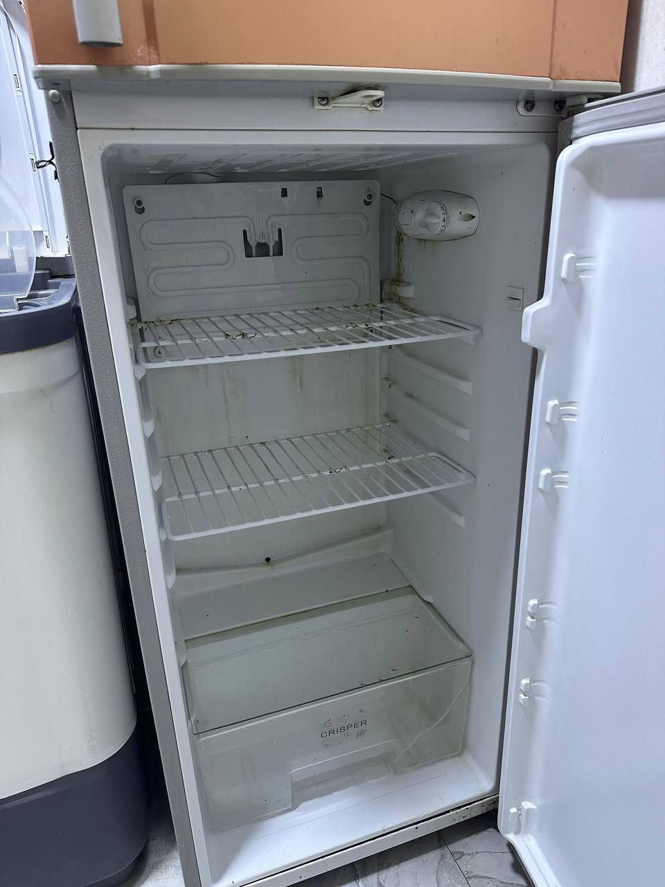 ثلاجه شغاله نضيفه سعره ١٦٠ وبي مجال


**إذا كنت صاحب هذا الإعلان وتريد حذفه لأي سبب، رجاءا أرسل رسالة إلى الدعم الفني**