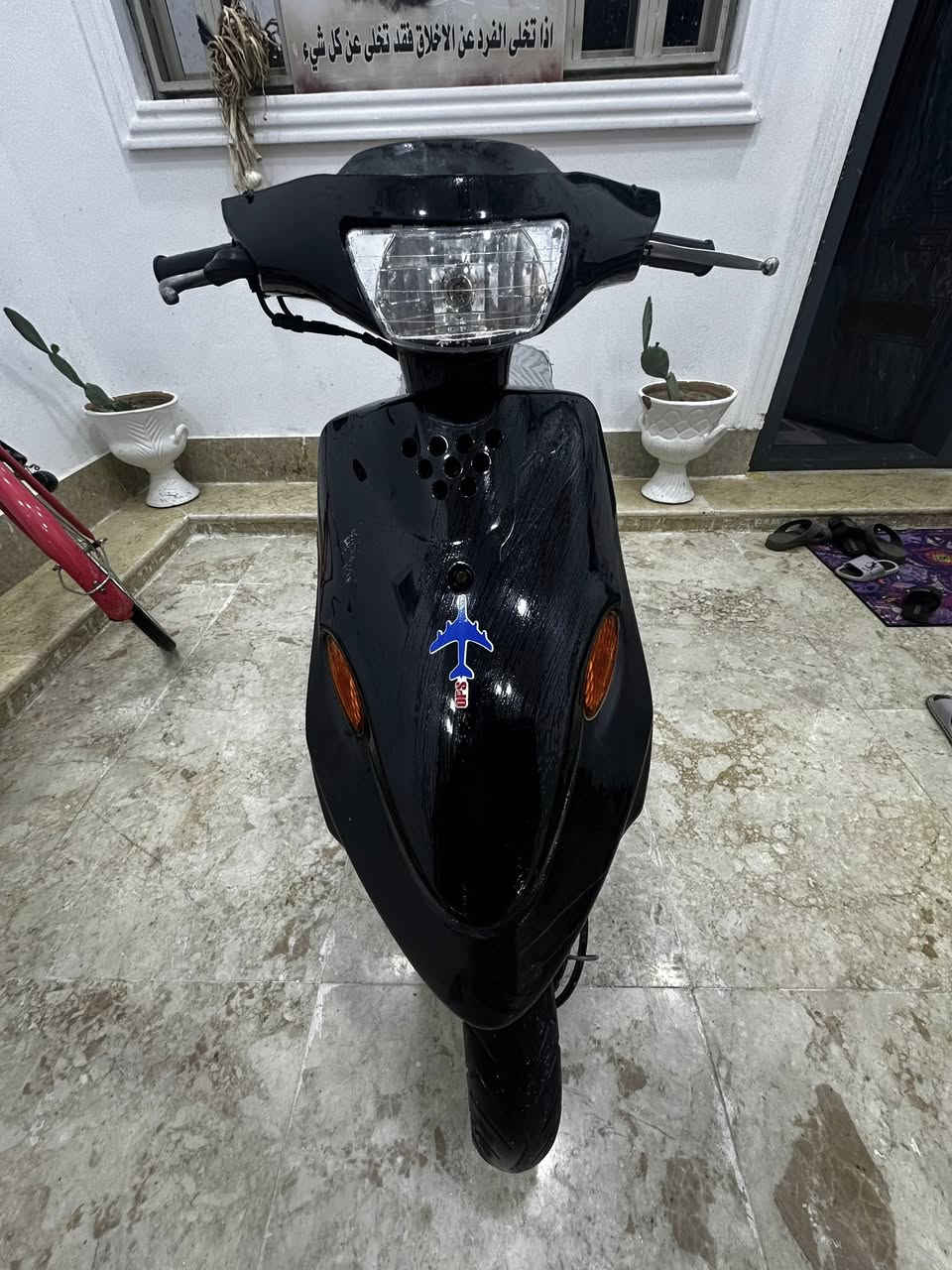 السلام عليكم ا تسع زروف ياباني الدراجه جديده بعنه الكلمه ما متعوبه صارلها 3تشرمن
طالعه من الوكيل الدراجه ابلاد ما امبدل بيها شيء مكان ميسان ***********السعر 800وبيها مجال
