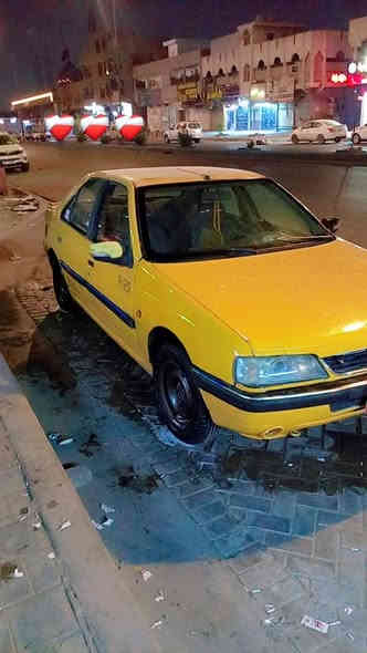 بيجو لميس 405 موديل 2010 سنويه 27 بيها ضربه بالصندوق العلوان مدينه الصدر بغداد تواصل على رقم الهاتف ***********
